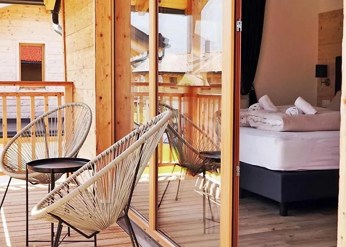 Шале With Private Pool Инцелль