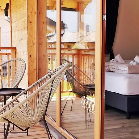 Chalet With Private Pool *